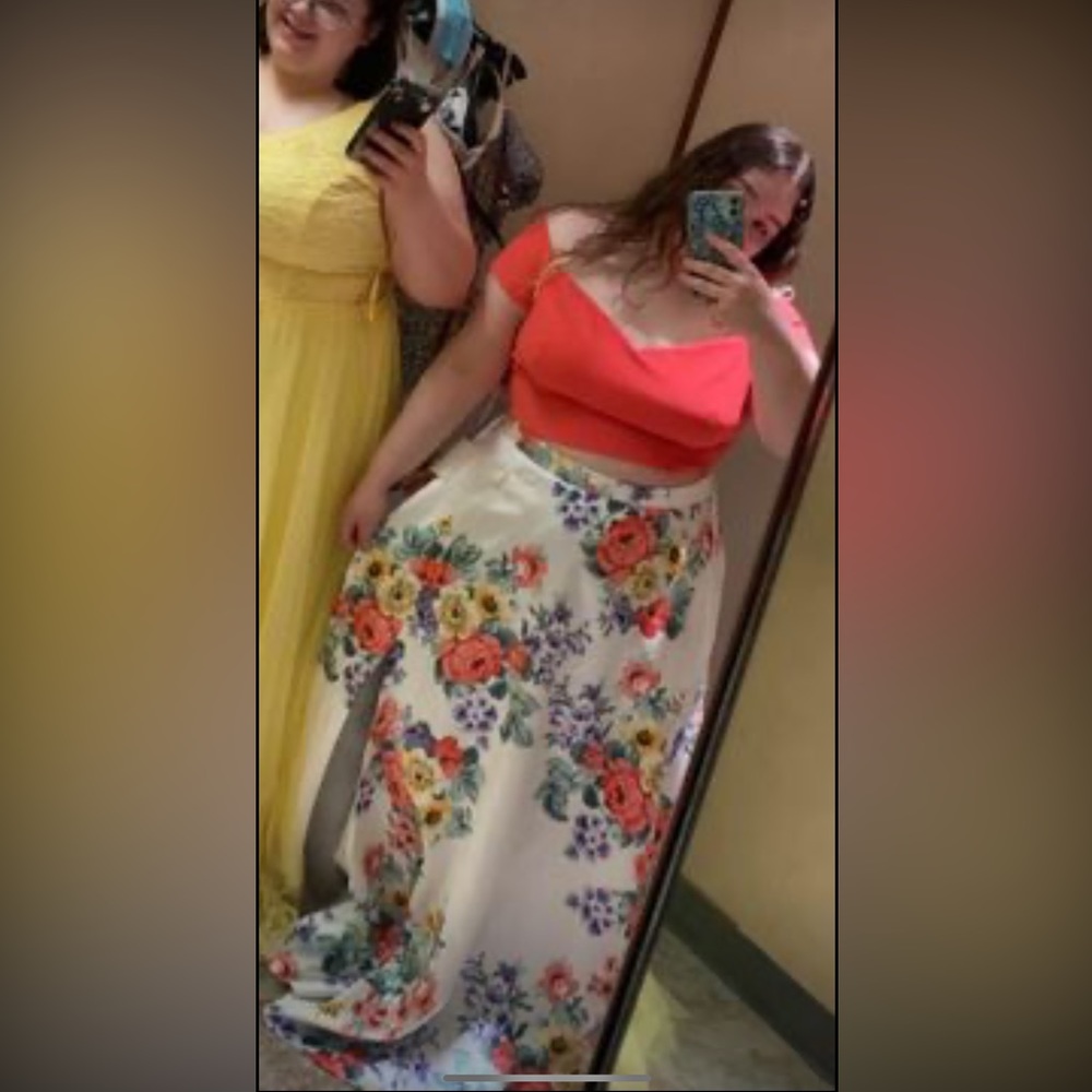 Prom dress: Bee Darlin